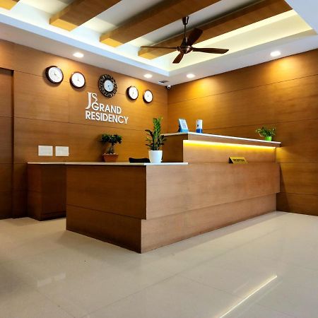 Js Grand Residency Ξενοδοχείο Palakkad Εξωτερικό φωτογραφία