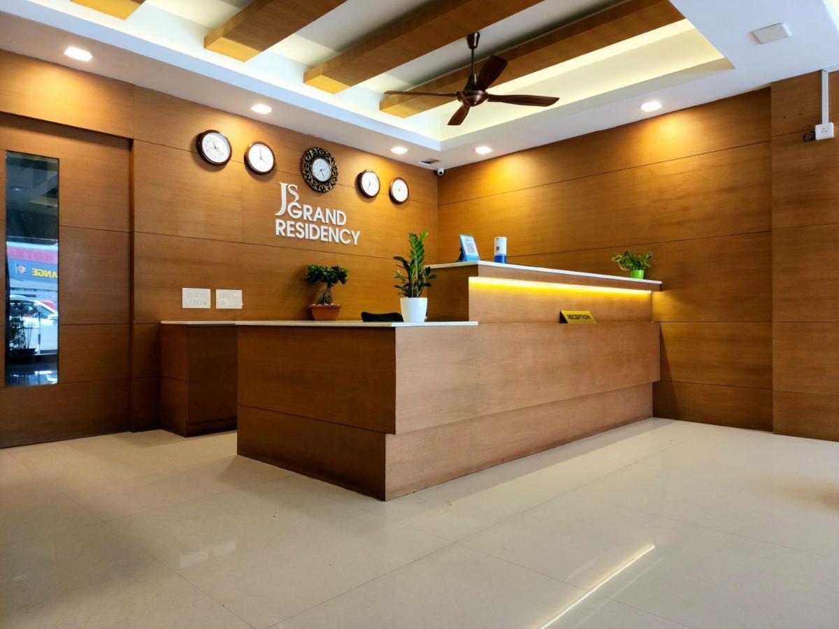 Js Grand Residency Ξενοδοχείο Palakkad Εξωτερικό φωτογραφία